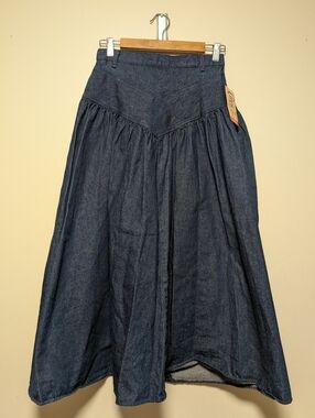 Circle T by Marilyn Lenox Denim Midi Skirt Full 11/12 NWT